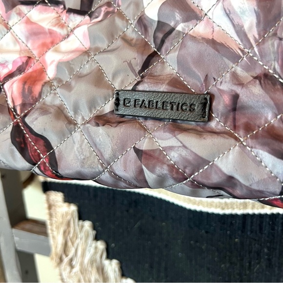 Fabletics quilted tote bag - Picture 2 of 4